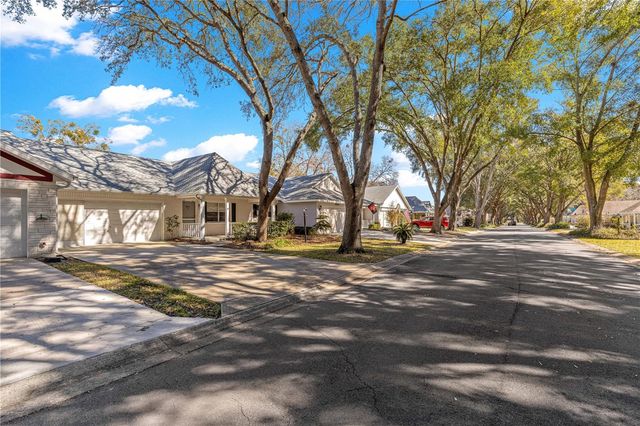 8681 SW 93RD PLACE B, Ocala, FL 34481