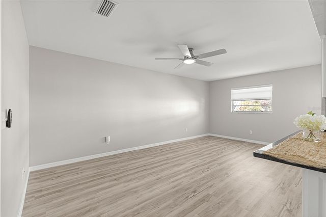 8681 SW 93RD PLACE B, Ocala, FL 34481