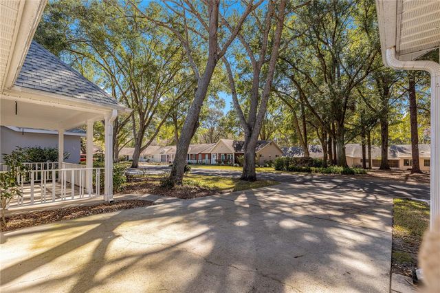 8681 SW 93RD PLACE B, Ocala, FL 34481