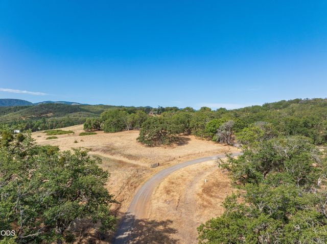 8785 Blackwell Road, Central Point, OR 97502