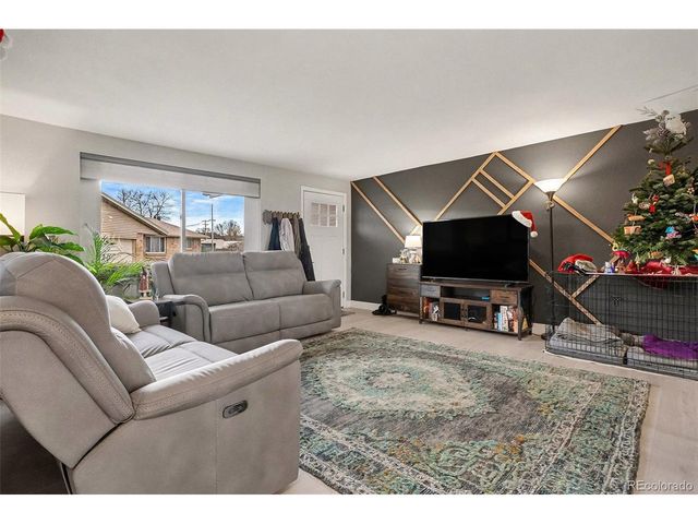 4784 Swadley St, Wheat Ridge, CO 80033