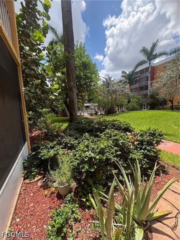 2366 E Mall DR 114, Fort Myers, FL 33901