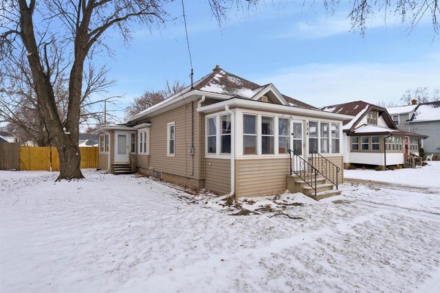 724 2ND STREET, Menasha, WI 54952