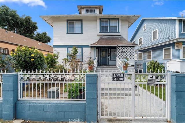 1665 Arlington, Los Angeles, CA 90019