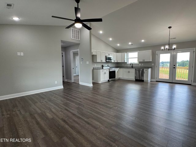 124 Ogle Drive, Sweetwater, TN 37874