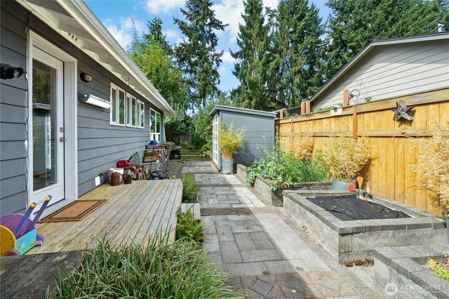 6910 62nd Drive NE, Marysville, WA 98270