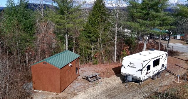 215 Pioneer Road, Murphy, NC 28906