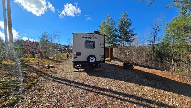 215 Pioneer Road, Murphy, NC 28906