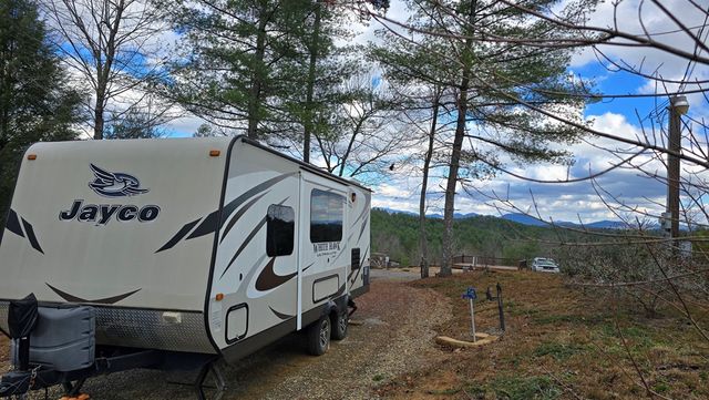 215 Pioneer Road, Murphy, NC 28906