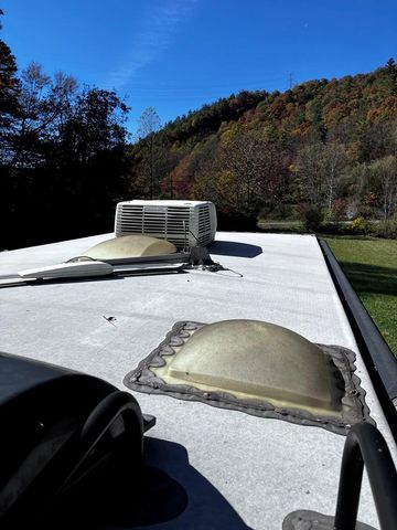 215 Pioneer Road, Murphy, NC 28906