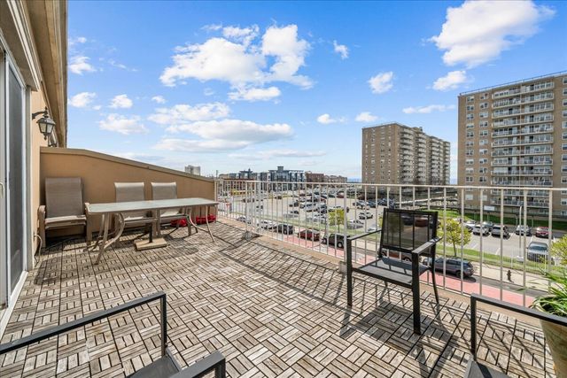 10306 Rockaway Beach Blvd Unit 3C, New York City, NY 11694