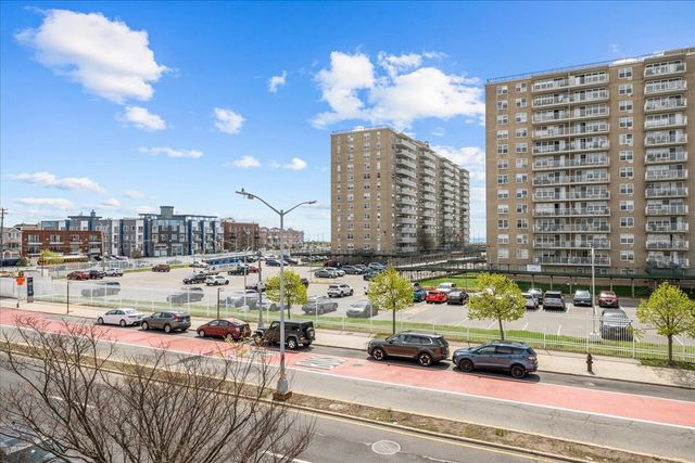 10306 Rockaway Beach Blvd Unit 3C, New York City, NY 11694
