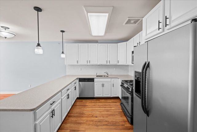 10306 Rockaway Beach Blvd Unit 3C, New York City, NY 11694