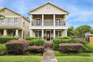 1023 Nicholson Street, Houston, TX 77008