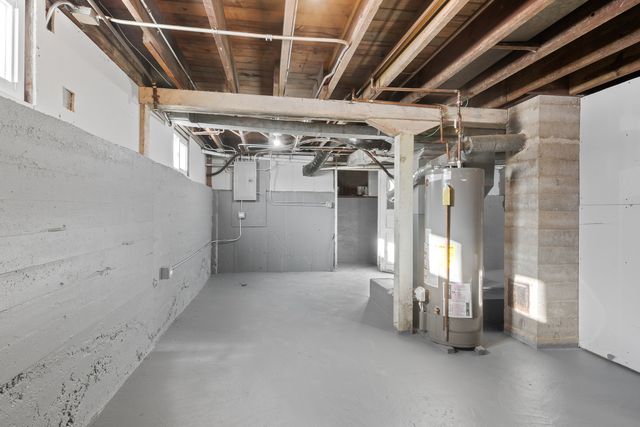 5604 S Madison Avenue, Countryside, IL 60525