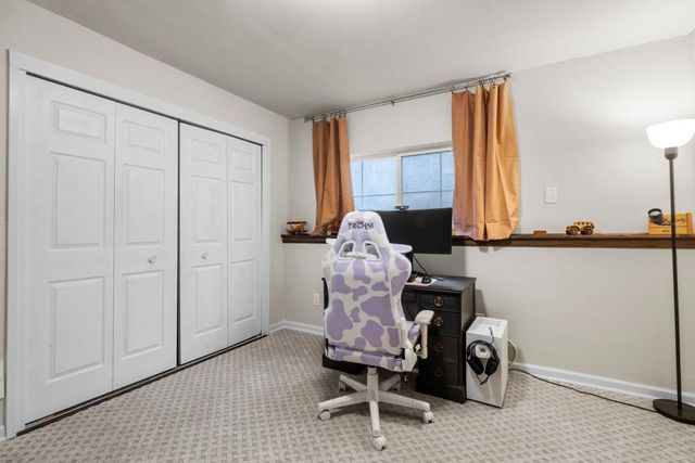 775 Roselyn Drive, Victoria, MN 55386