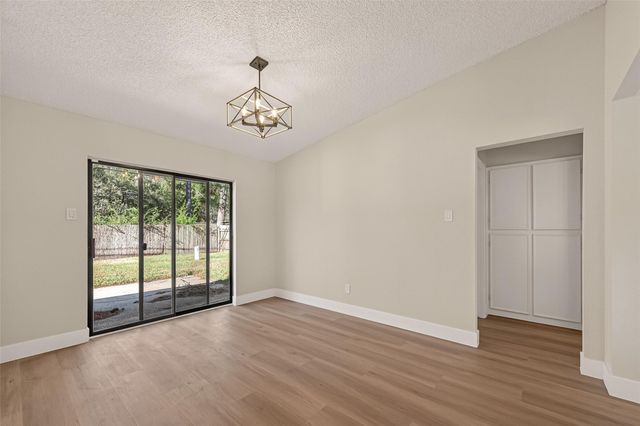 7427 Willow Oak Drive, Baytown, TX 77521