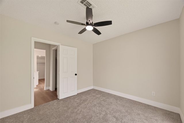 7427 Willow Oak Drive, Baytown, TX 77521