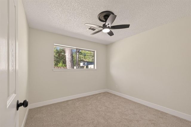 7427 Willow Oak Drive, Baytown, TX 77521