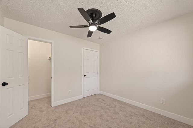 7427 Willow Oak Drive, Baytown, TX 77521