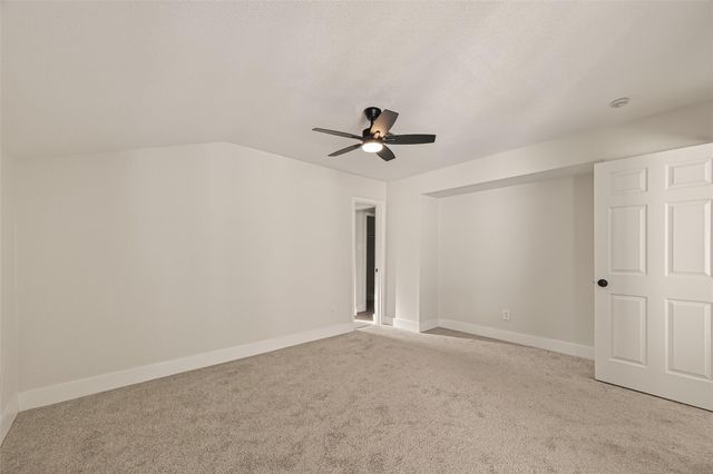 7427 Willow Oak Drive, Baytown, TX 77521