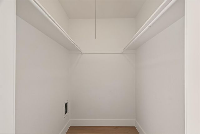 7427 Willow Oak Drive, Baytown, TX 77521