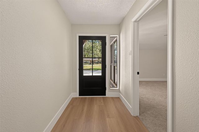 7427 Willow Oak Drive, Baytown, TX 77521