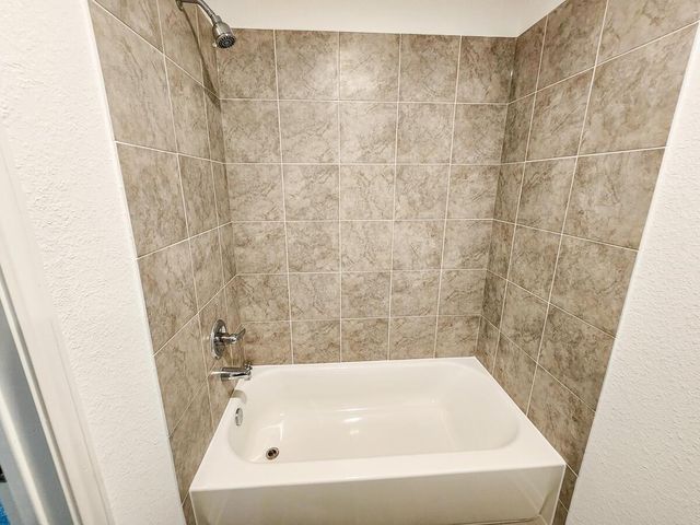 9815 Emerald Stone Way, Conroe, TX 77306