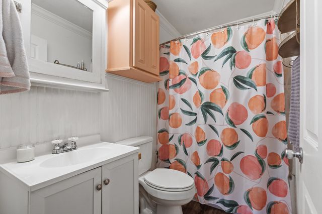 27 Lock Seven Ln, Carthage, TN 37030