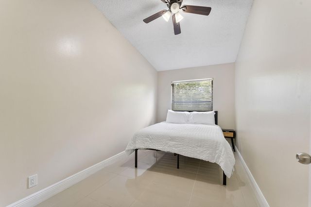 3648 NW 83rd Lane, Sunrise, FL 33351