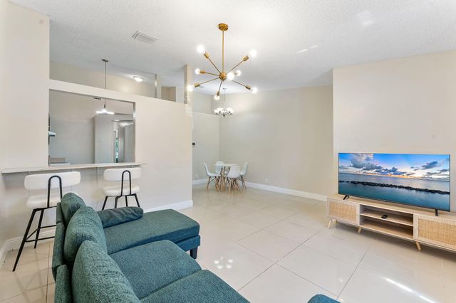 3648 NW 83rd Lane, Sunrise, FL 33351