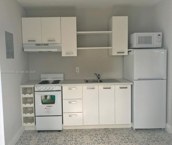 1700 NW 22 Court 5, Miami, FL 33125