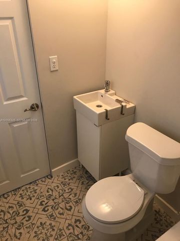 1700 NW 22 Court 5, Miami, FL 33125