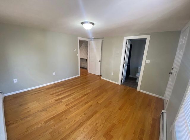 80 Cabot St 4, Beverly, MA 01915