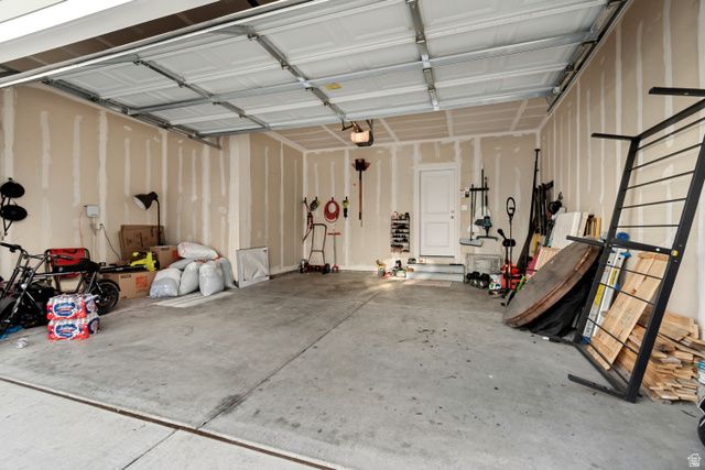 6723 W SKIP ROCK RD, South Jordan, UT 84009