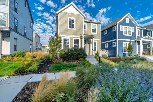 6723 W SKIP ROCK RD, South Jordan, UT 84009