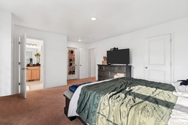 6723 W SKIP ROCK RD, South Jordan, UT 84009