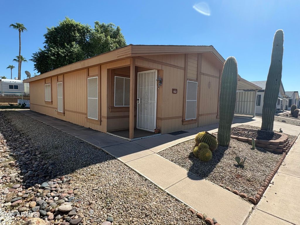 2400 E BASELINE Avenue 34, Apache Junction, AZ 85119 — exterior