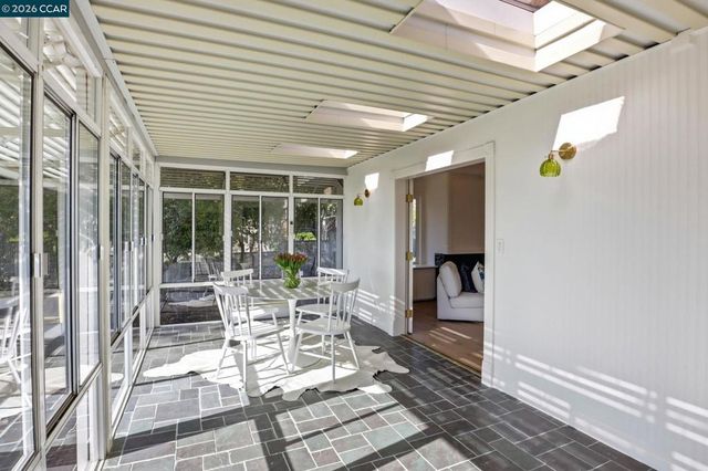 128 Diablo View Dr, Orinda, CA 94563
