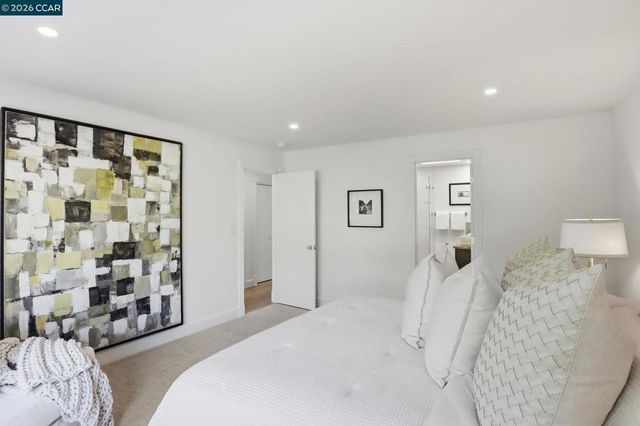 128 Diablo View Dr, Orinda, CA 94563
