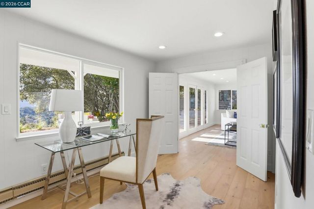 128 Diablo View Dr, Orinda, CA 94563