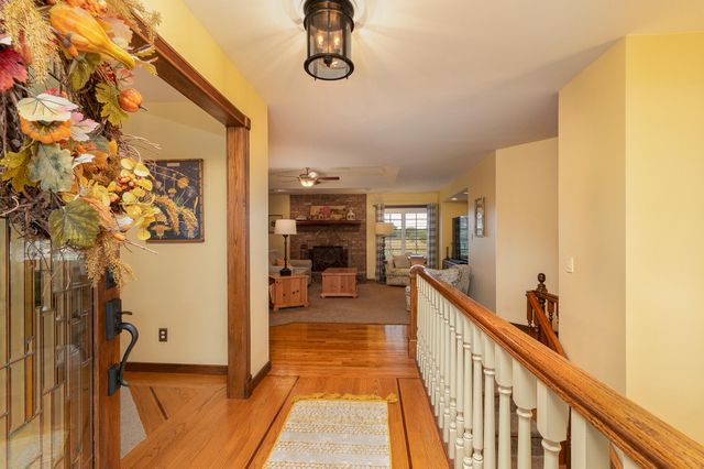 4181 E Farm Road 164, Springfield, MO 65809