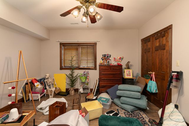 4181 E Farm Road 164, Springfield, MO 65809