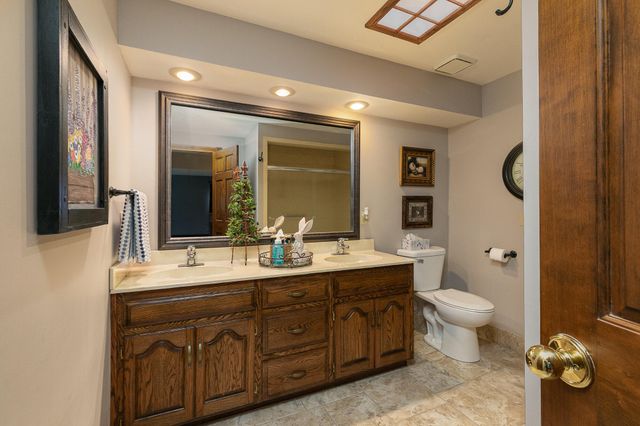 4181 E Farm Road 164, Springfield, MO 65809