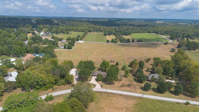 4181 E Farm Road 164, Springfield, MO 65809