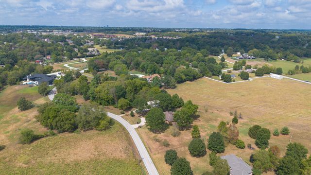 4181 E Farm Road 164, Springfield, MO 65809