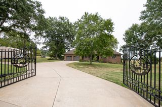 4181 E Farm Road 164, Springfield, MO 65809