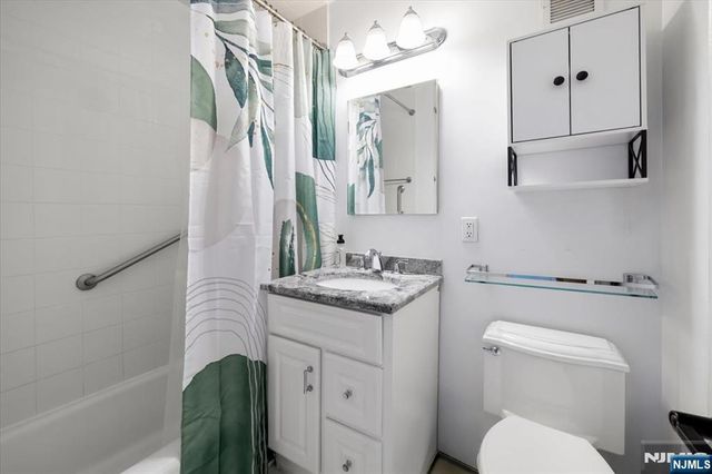 1 Horizon Road 1209, Fort Lee, NJ 07024