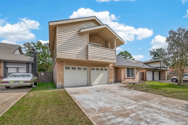 1806 Foxlake Dr, Houston, TX 77084