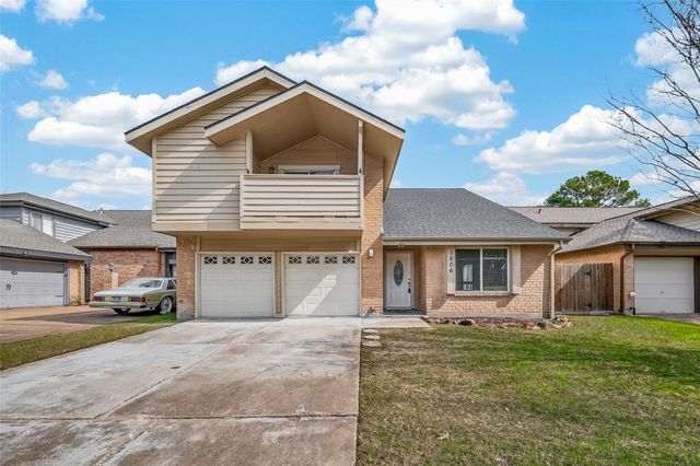 1806 Foxlake Dr, Houston, TX 77084